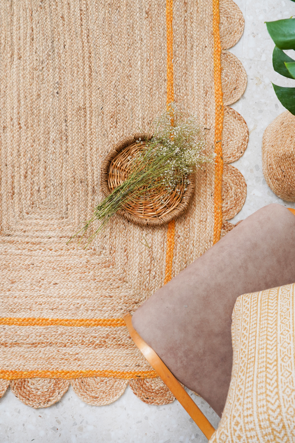 Orange Jute Scallop Rug