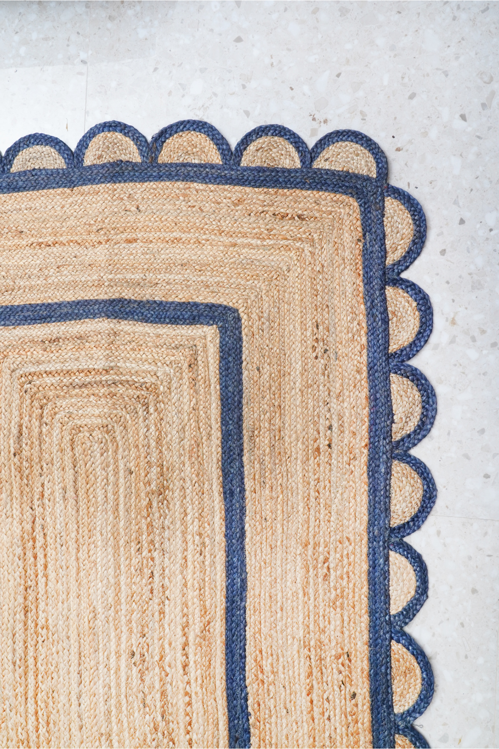 Blue Jute Scallop Rug