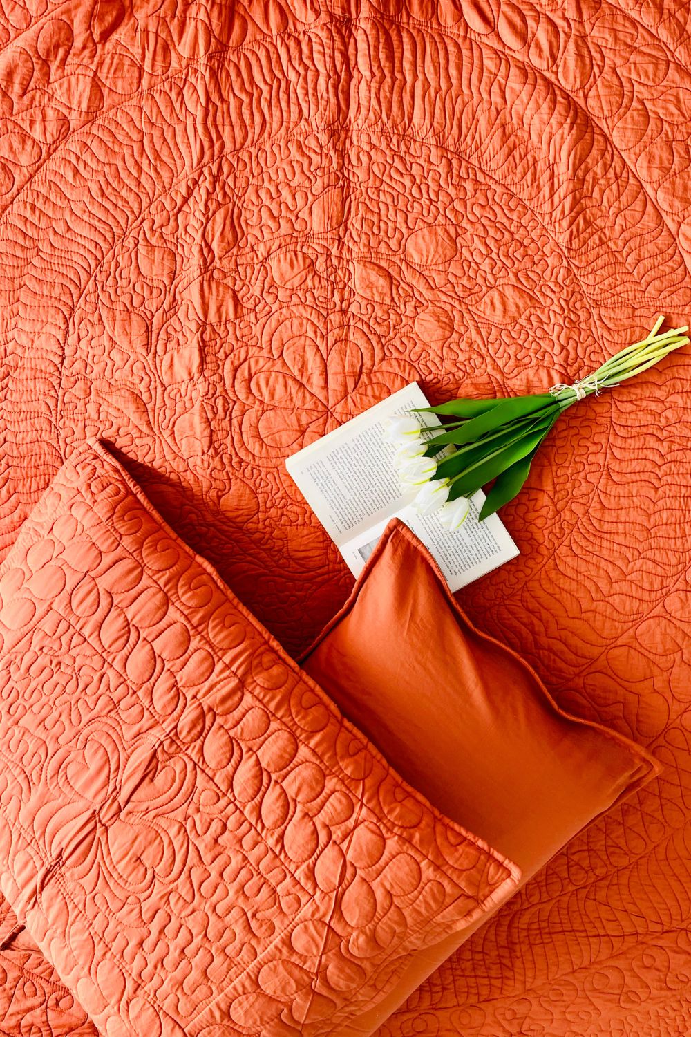 Gheru Solid Quilted Bedcover