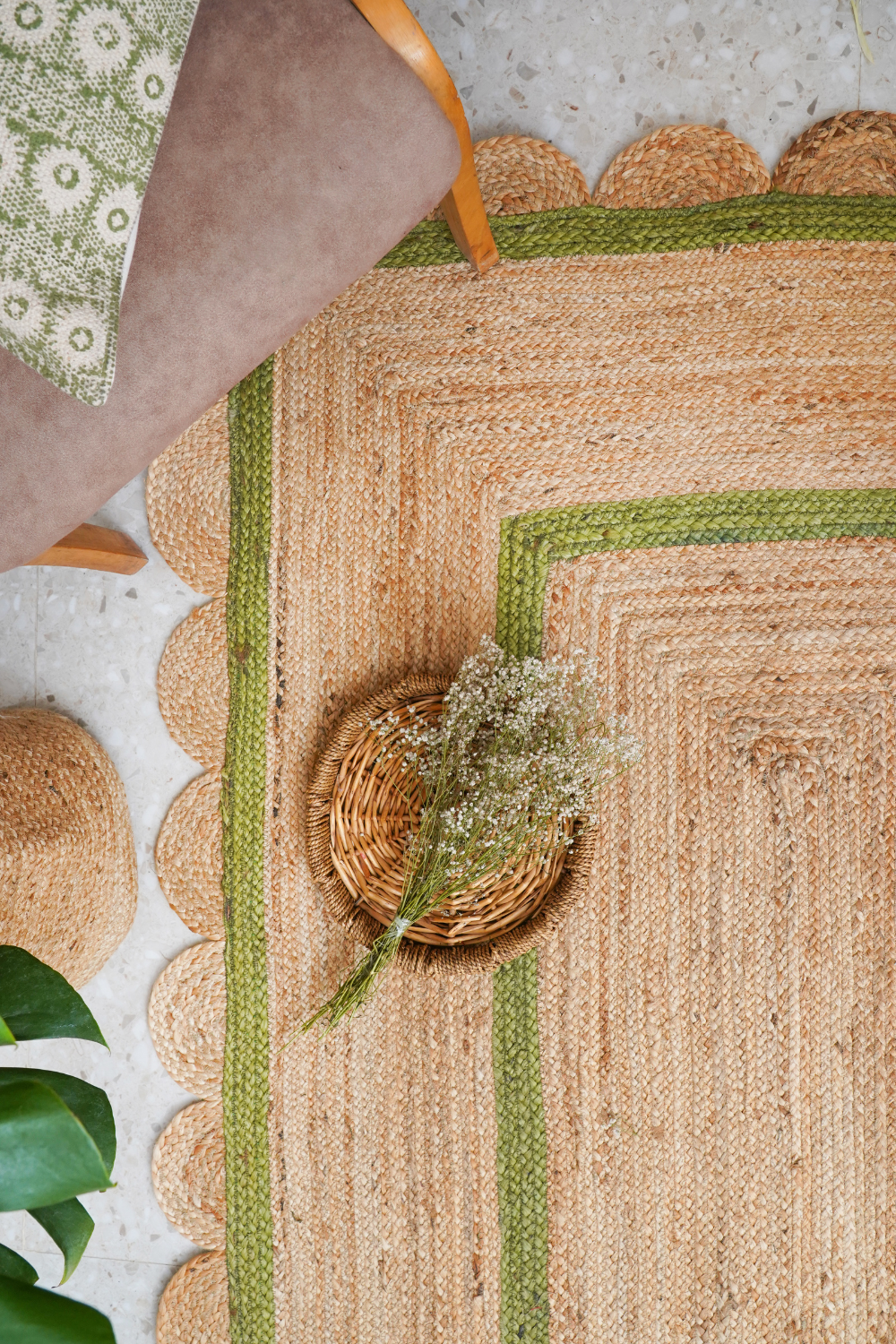 Green Jute Scallop Rug